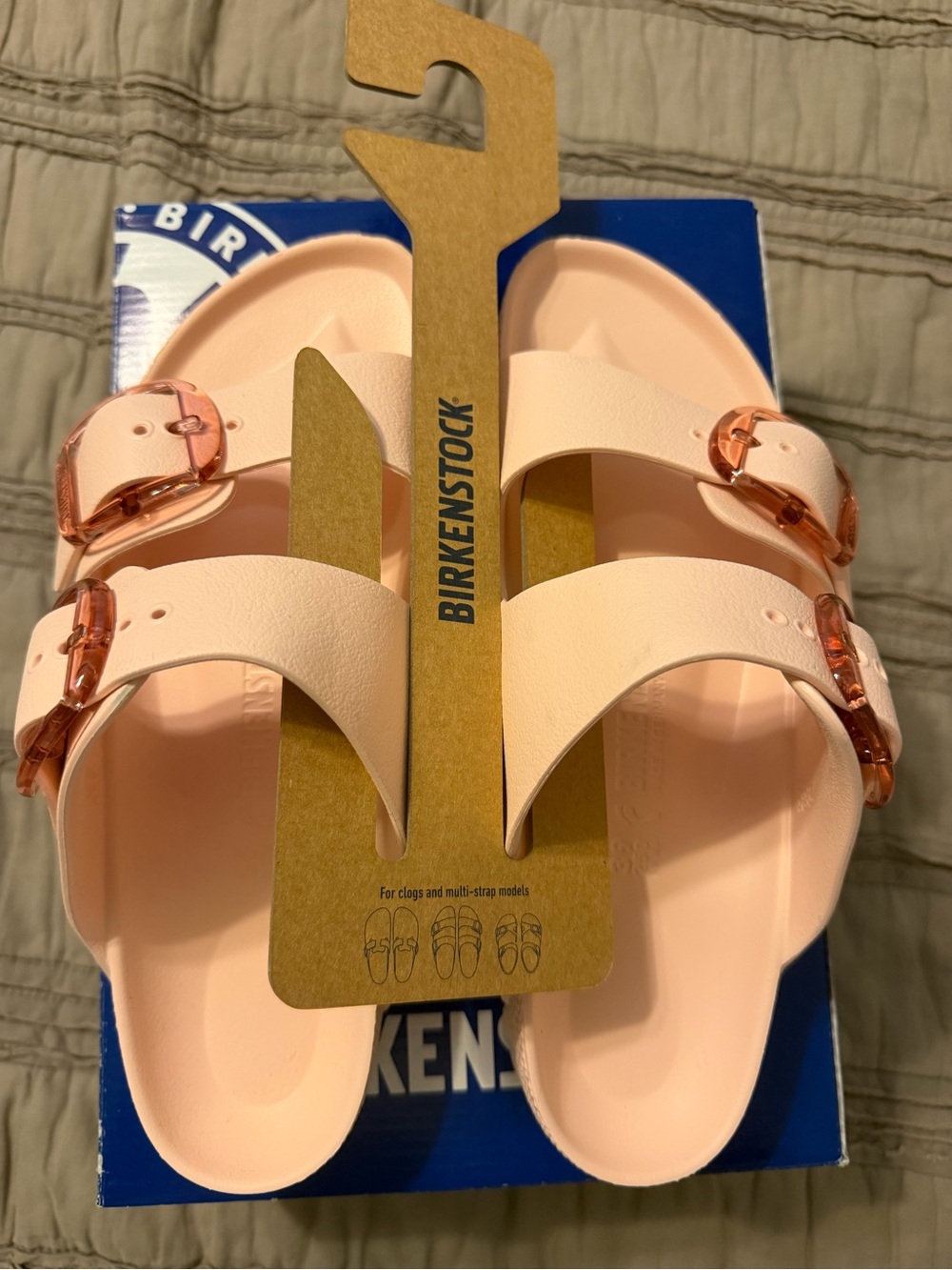 BIRKENSTOCK ARIZONA BIG BUCKLE EVA SANDALS, Light Rose. Size 39 (Women 8/8.5)